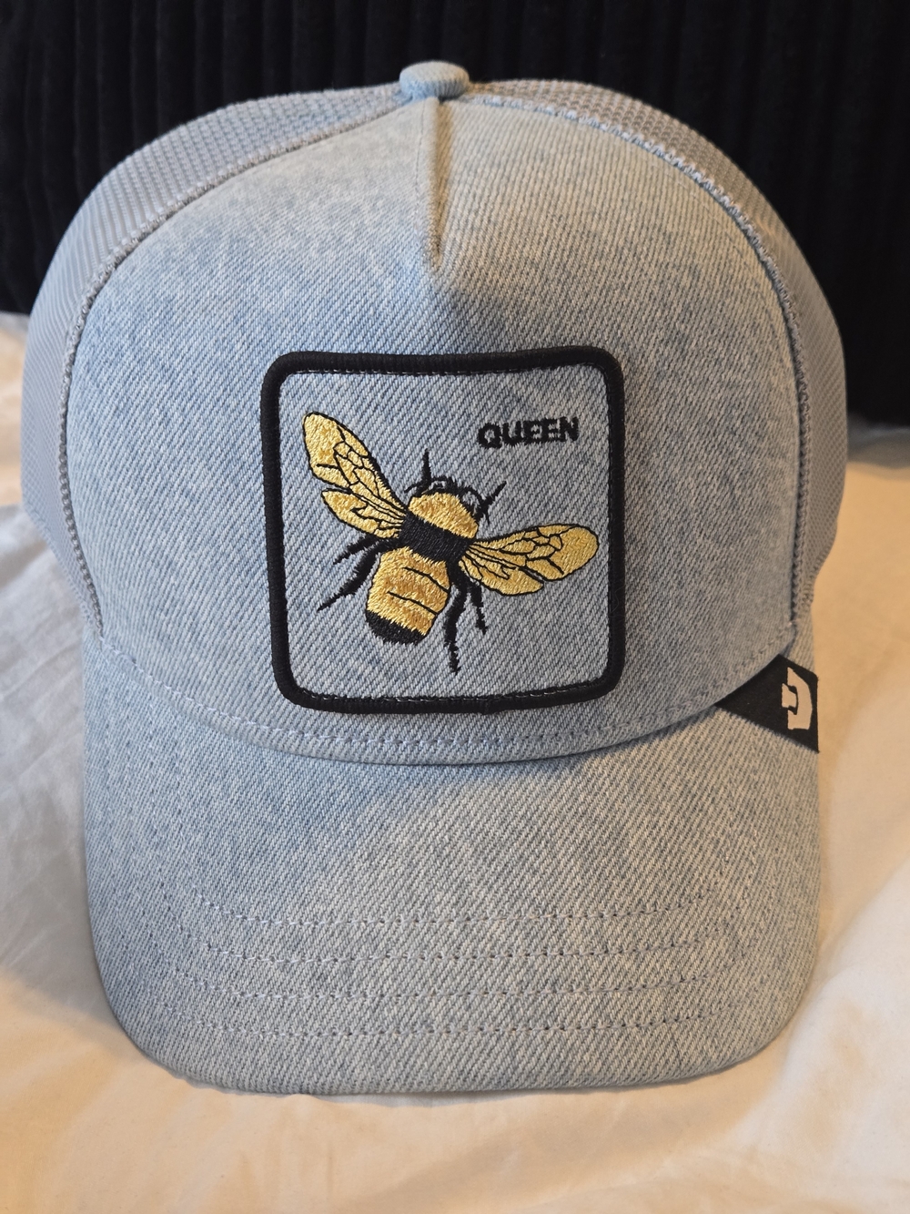 Goorin Bros The Farm Denim Queen Bee Trucker Hat Light Denim Blue Snapback NWT